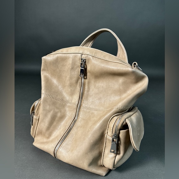 Urban Expression DALLAS BackpackSmoothVeganLeather - Picture 2 of 10